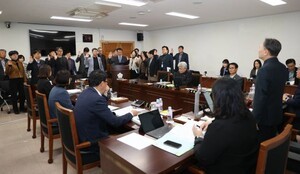 진안군의회, 2025년도 행정사무감사 성료